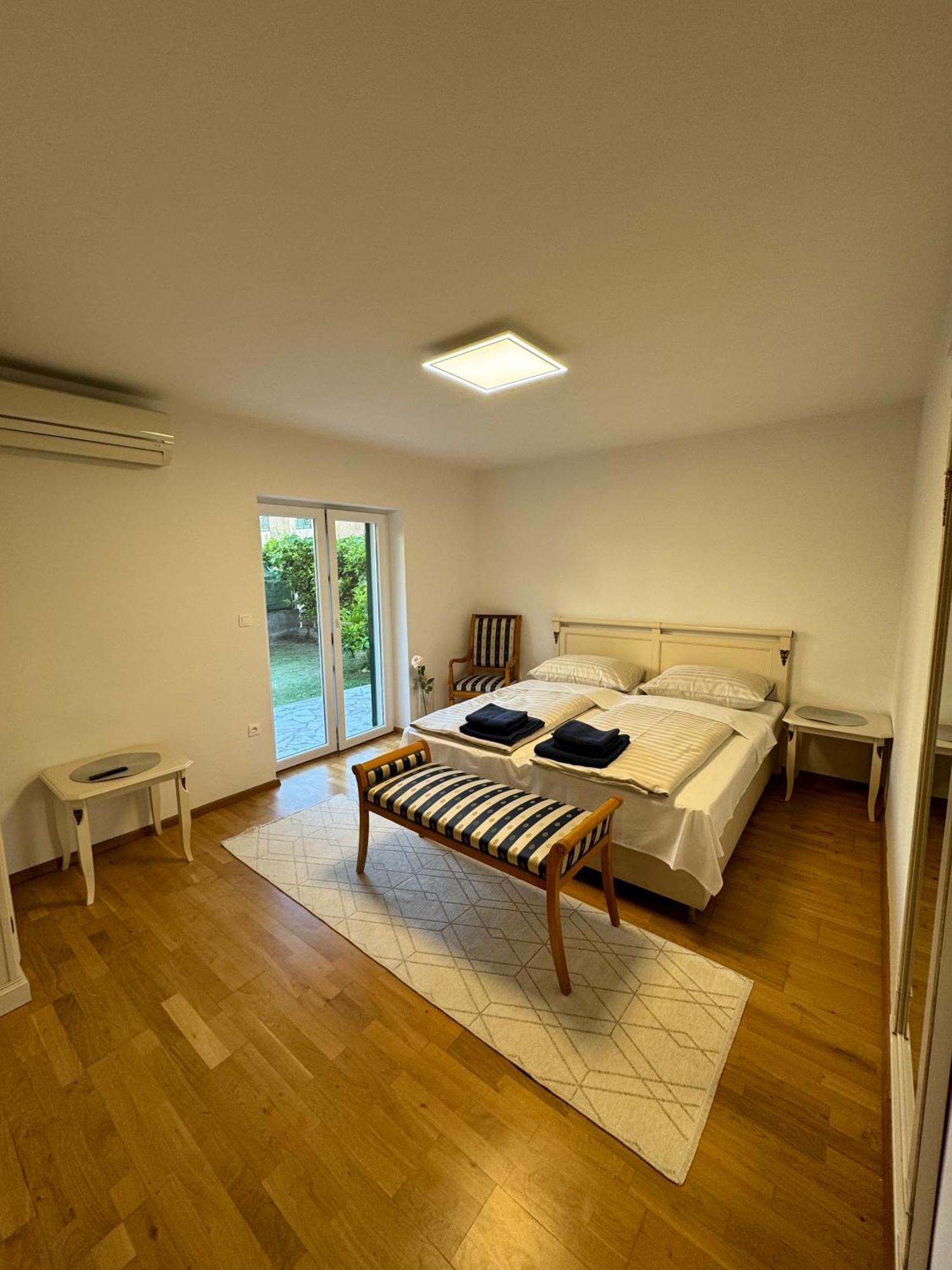 Valentinas Garden Apartment Split Bagian luar foto