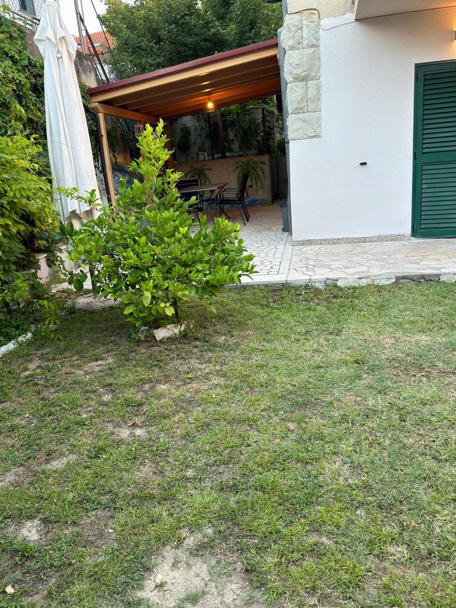 Valentinas Garden Apartment Split Bagian luar foto